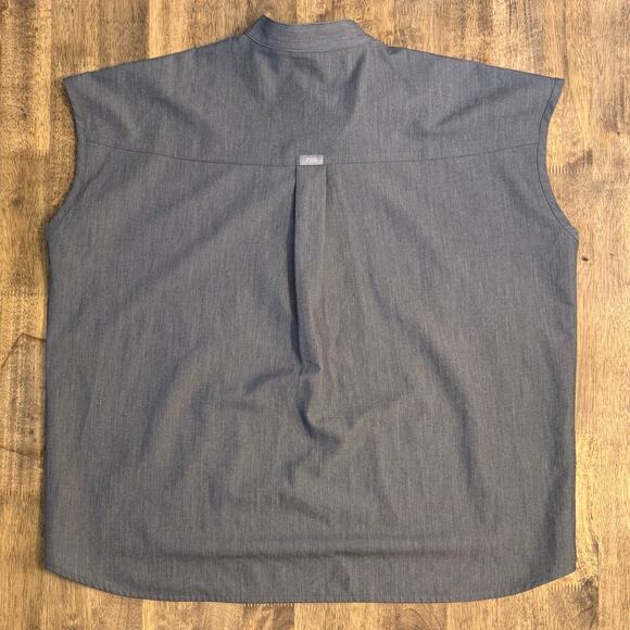 FIGS Rafaela Oversized Scrub Top Short Sleeve Graphite Women’s Size Large - Picture 9 of 9